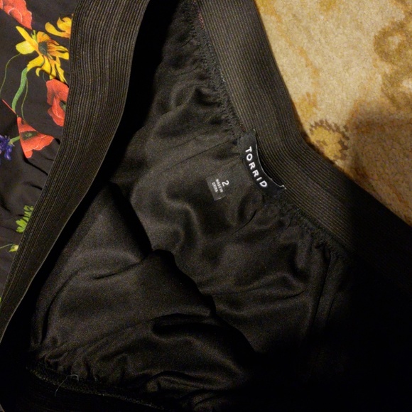 Torrid skirt - Picture 4 of 7